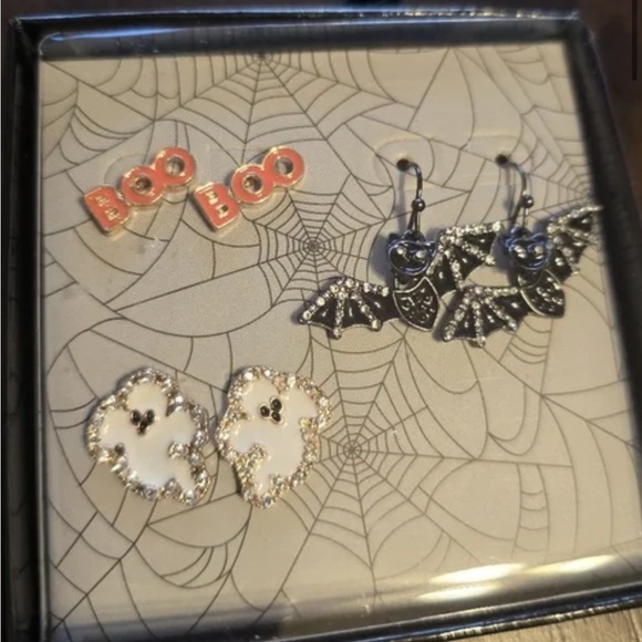 Quo Jewelry - BNIB Quo Set of 3 Earrings Halloween Boo, Bats Ghosts Rhinestones w Giftbox Goth